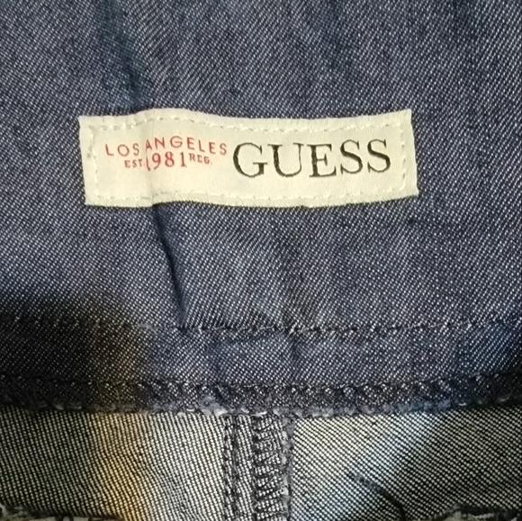 Guess Shorts - Picture 5 of 7